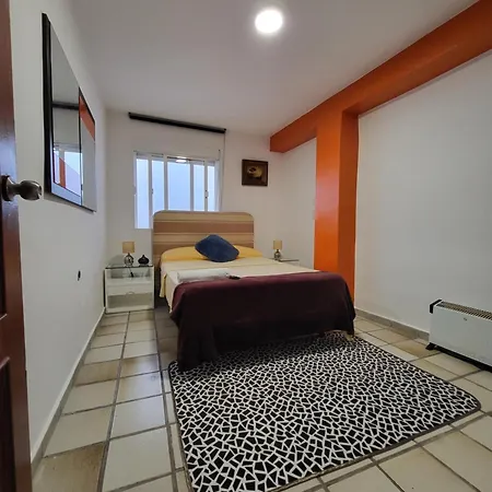 Muy Centrica. Homestay *