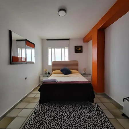 Muy Centrica. Granada