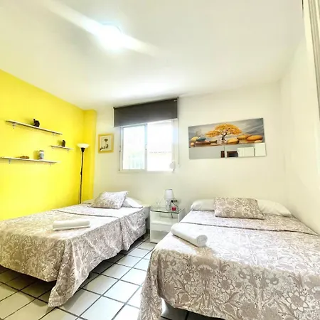 Muy Centrica. Homestay Granada